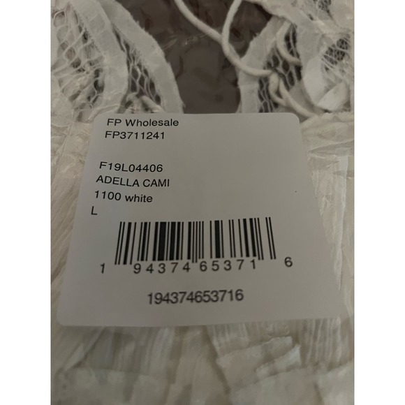 NWT Intimately Free People Women's Adella Ruffle Cami Top White Size L - Picture 4 of 8